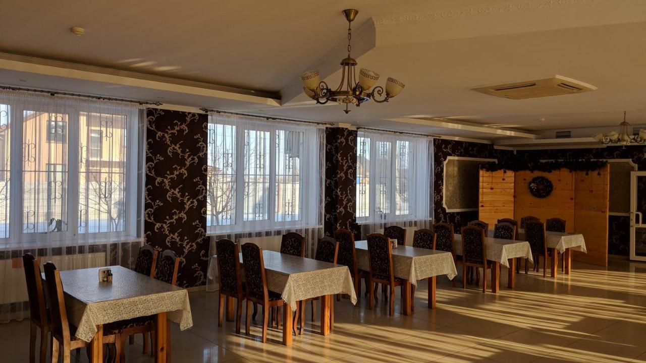 Karavan Ξενοδοχείο Bila Krynytsya  Εξωτερικό φωτογραφία